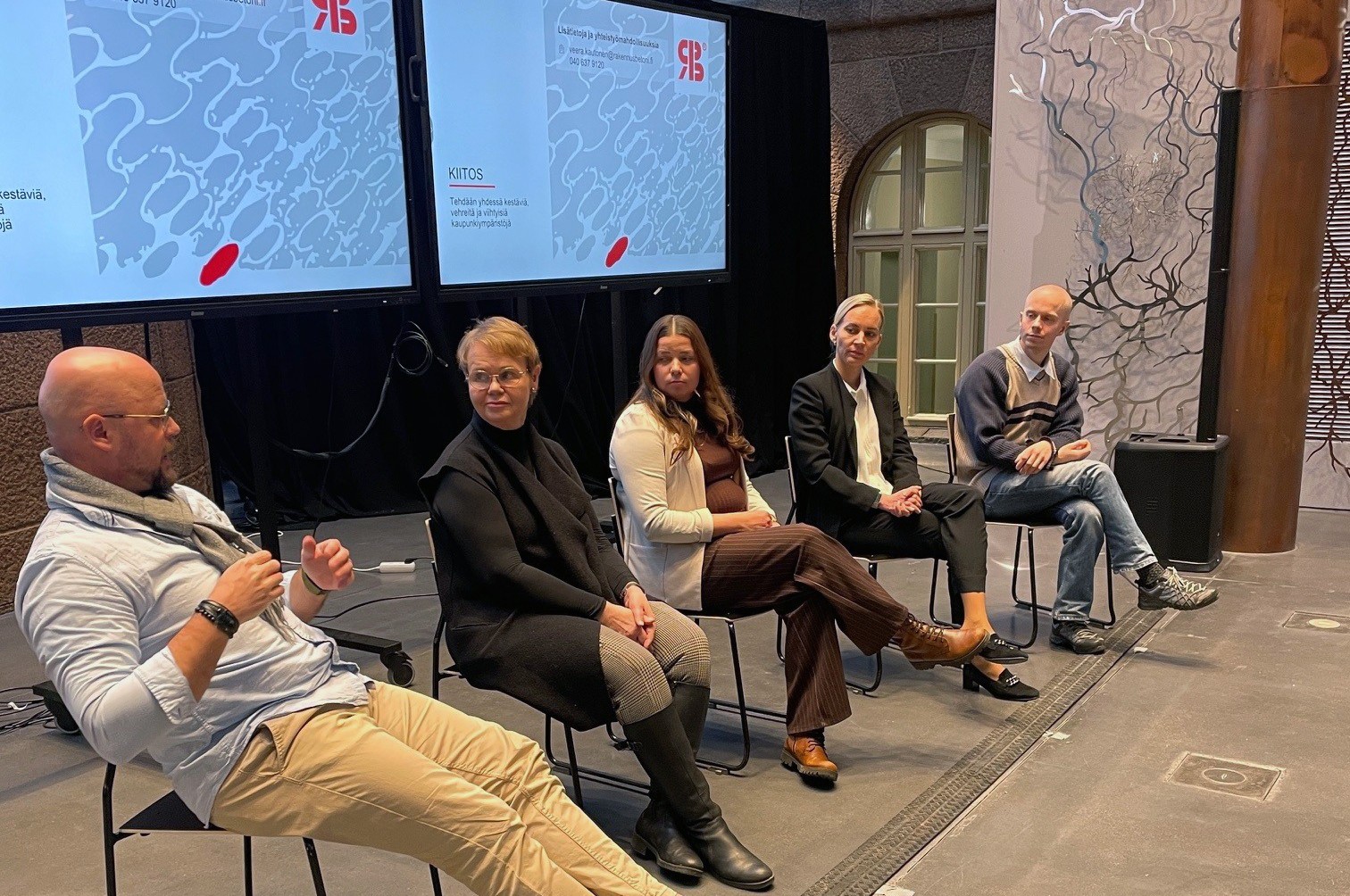 kaupungintalo 1 kopio.jpg